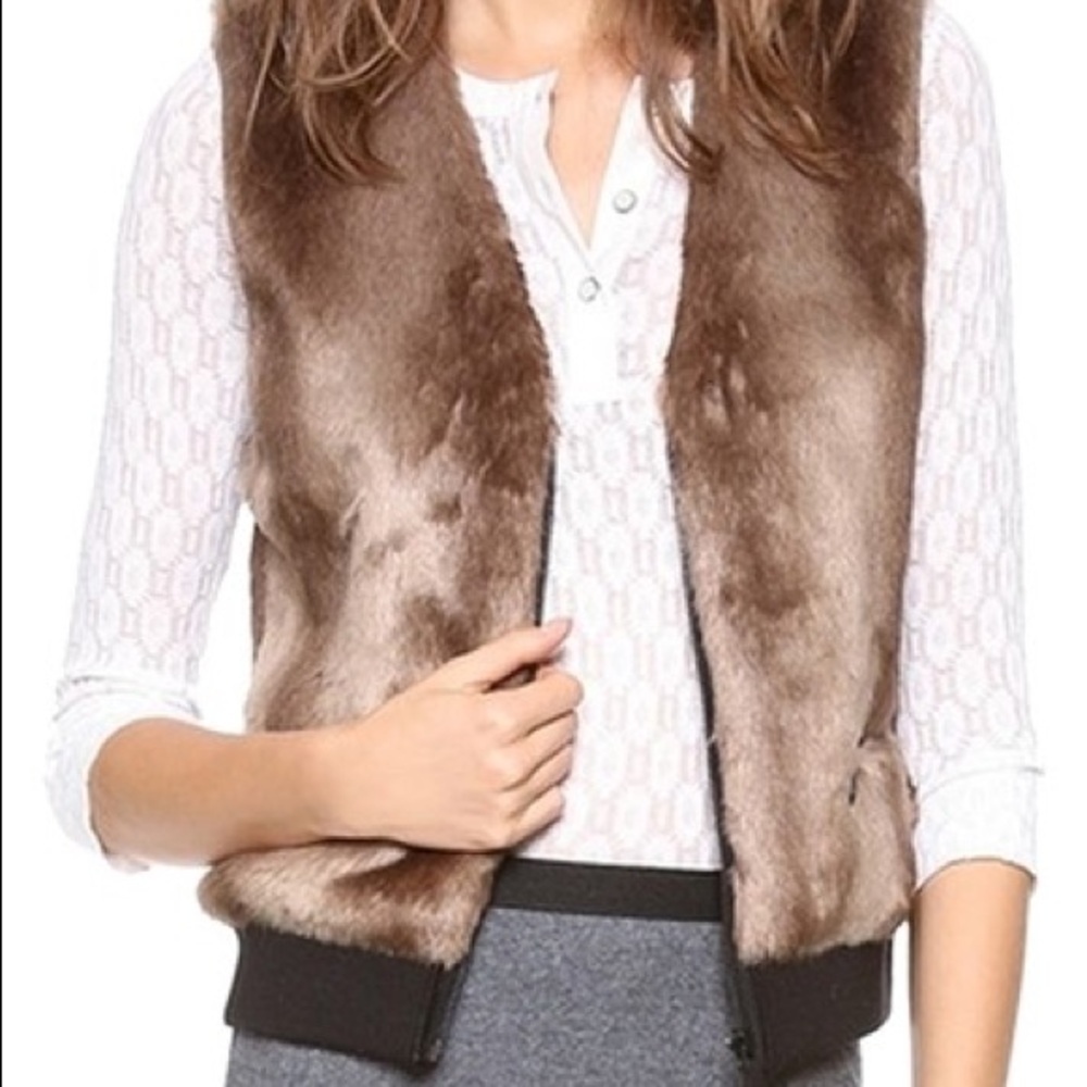 Club Monaco Camel Natasha Faux Fur Vest
